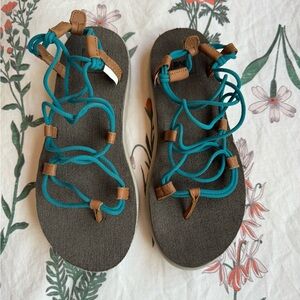 Teva Voya Infinity Sandals